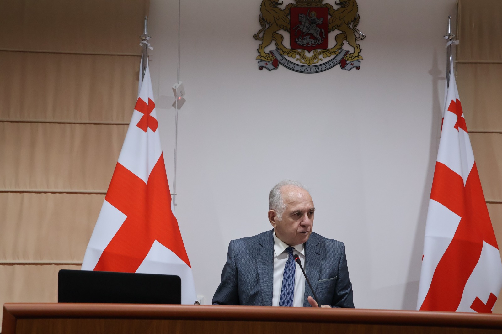 უმაღლესი საბჭოს პრეზიდიუმის სხდომა ჩატარდა