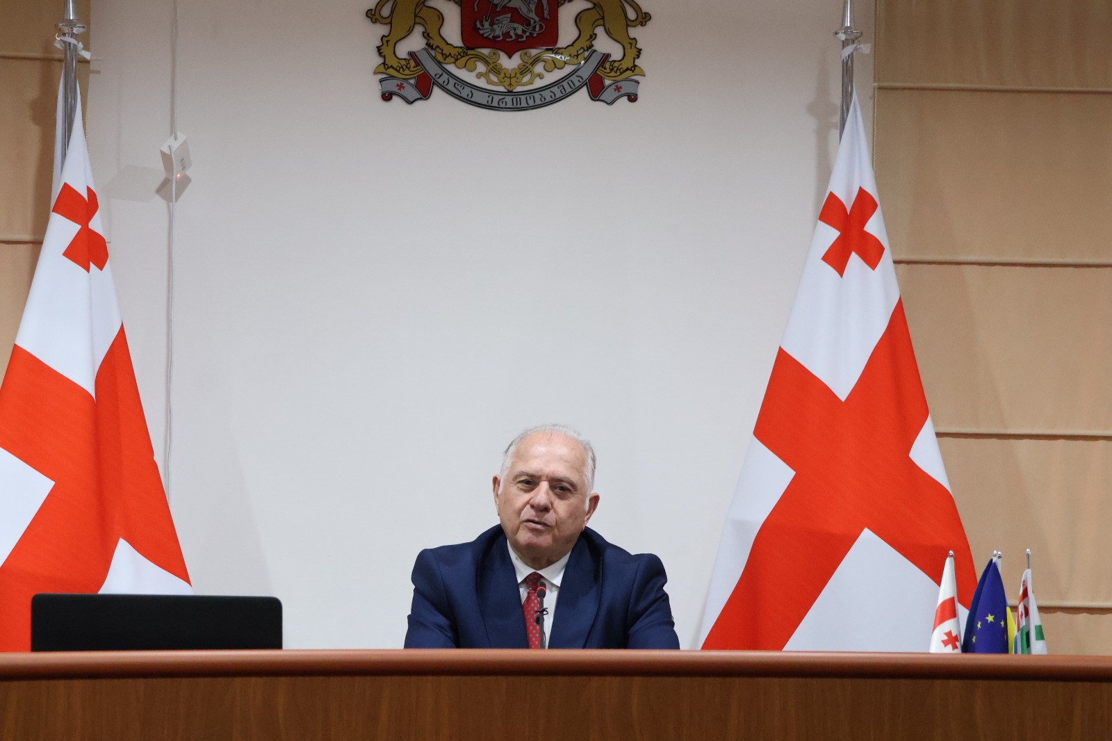 ჯემალ გამახარია სოხუმის სახელმწიფო უნივერსიტეტის სტუდენტებს შეხვდა