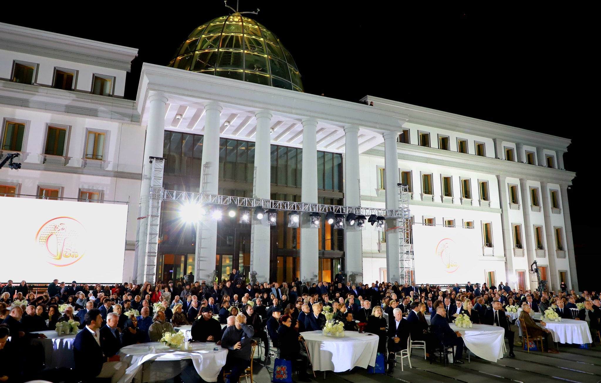 ჯემალ გამახარია სახელმწიფო ცერემონიების სასახლეში თბილისის საპატიო მოქალაქეების დაჯილდოების ღონისძიებას დაესწრო
