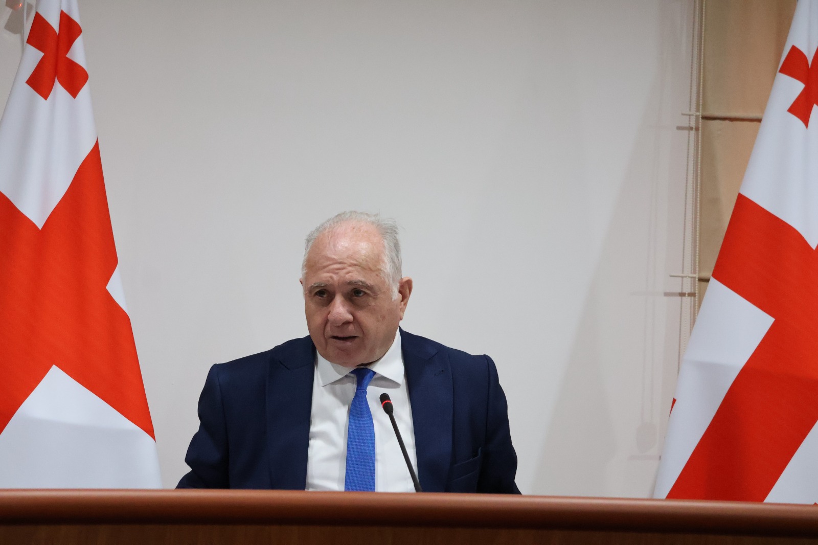 აფხაზეთის უმაღლესი საბჭოს პრეზიდიუმის სხდომა ჩატარდა