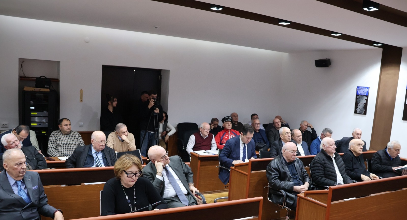 დაჯილდოება აფხაზეთის უმაღლეს საბჭოში