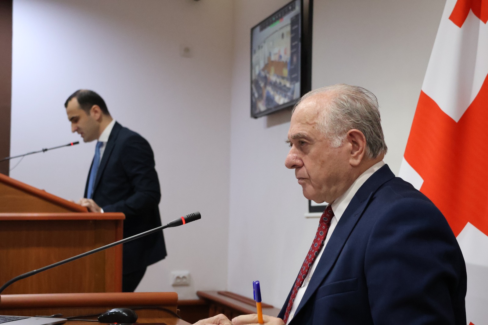 უმაღლესი საბჭოს პრეზიდიუმის და სესიის სხდომები გაიმართა