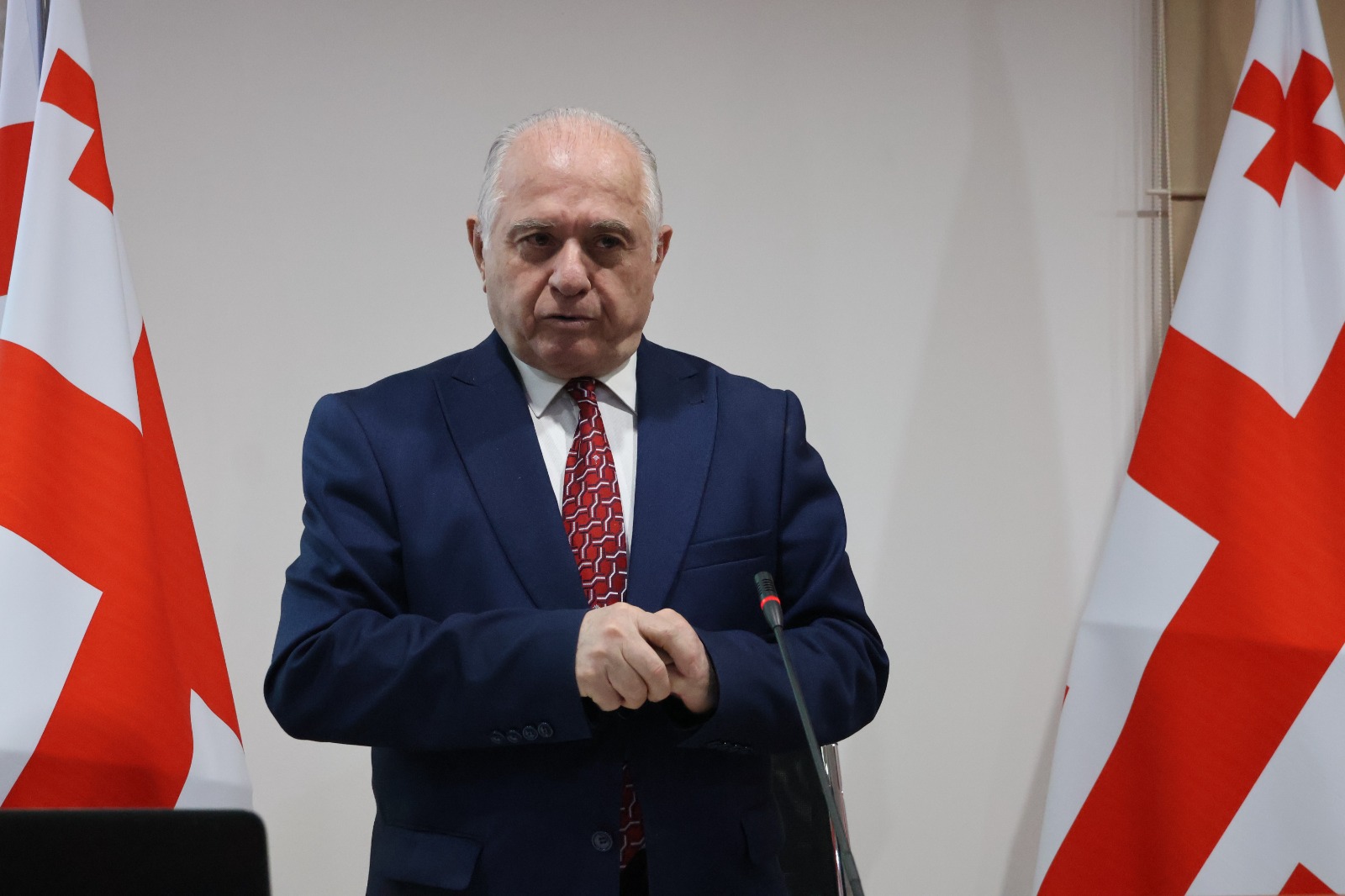 აფხაზეთის ავტონომიური რესპუბლიკის უმაღლეს საბჭოში დაჯილდოების ცერემონია გაიმართა