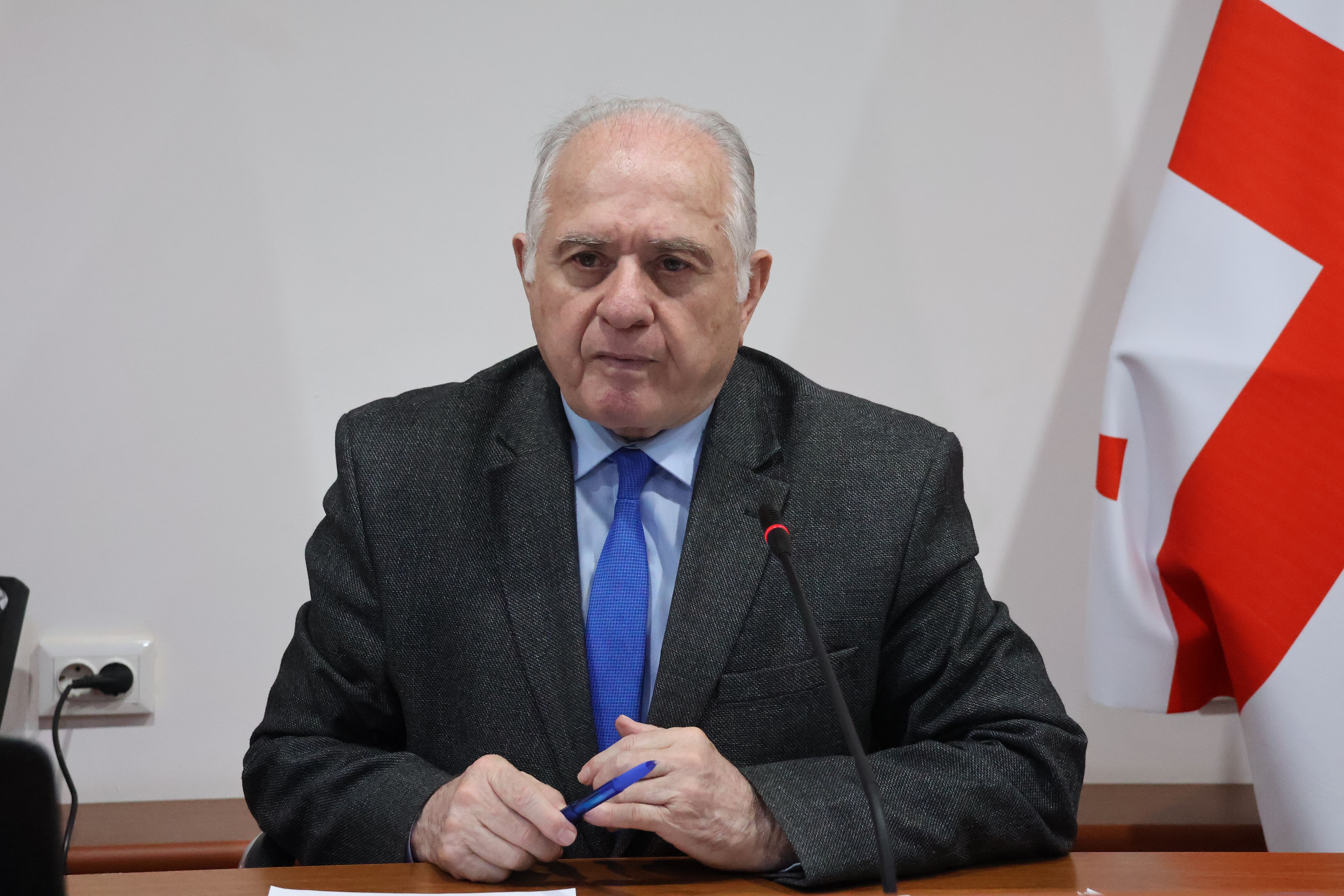 უმაღლესი საბჭოს პრეზიდიუმის და პლენარული სხდომები გაიმართა