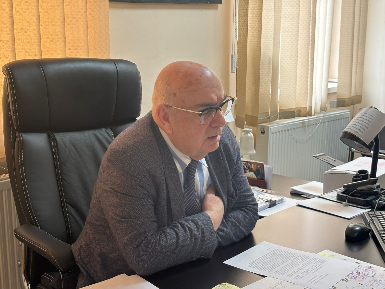 იურიდიულ და საპროცედურო საკითხთა კომიტეტის სხდომა გაიმართა