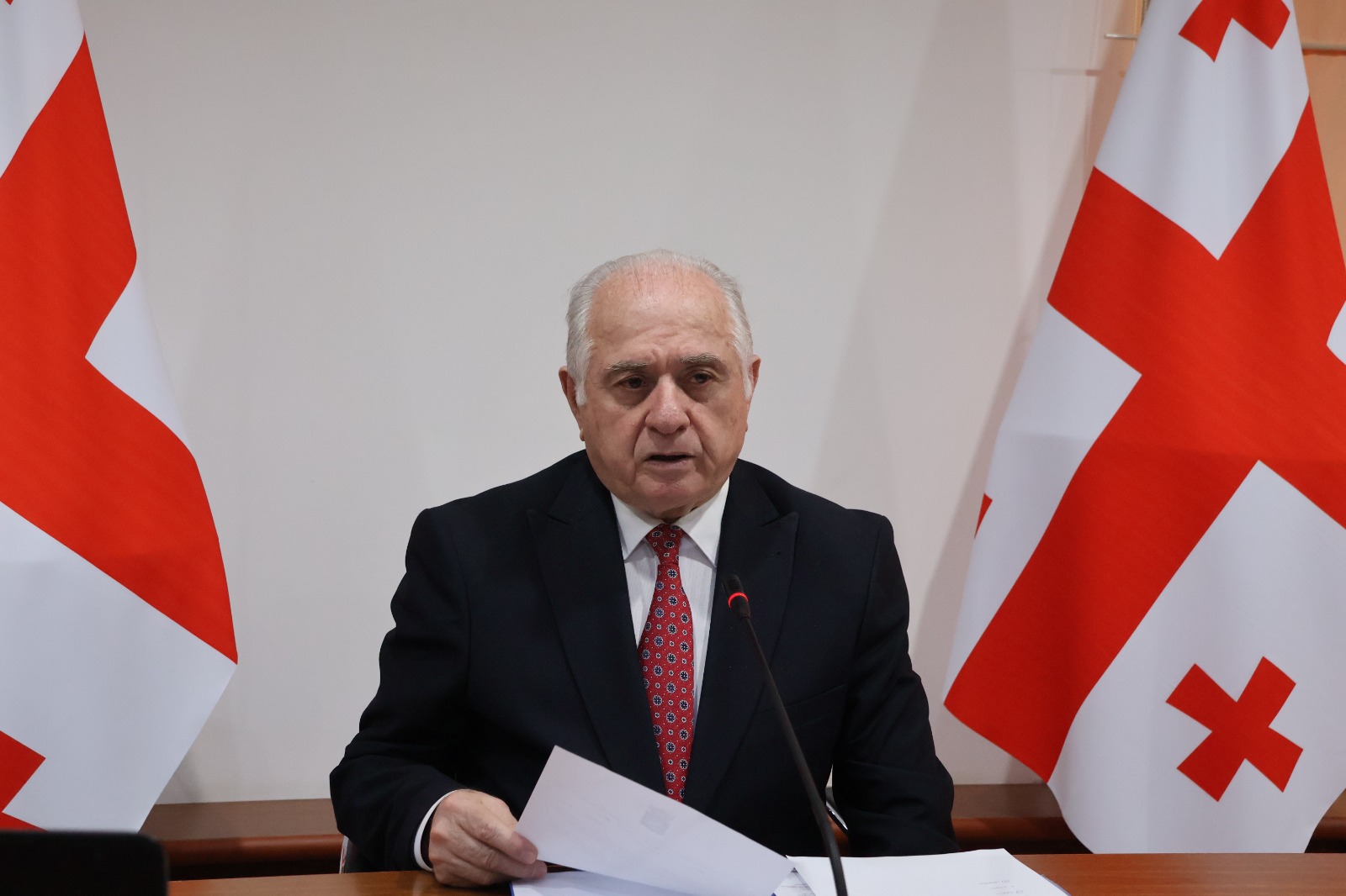 უმაღლესი საბჭოს პრეზიდიუმის სხდომა გაიმართა