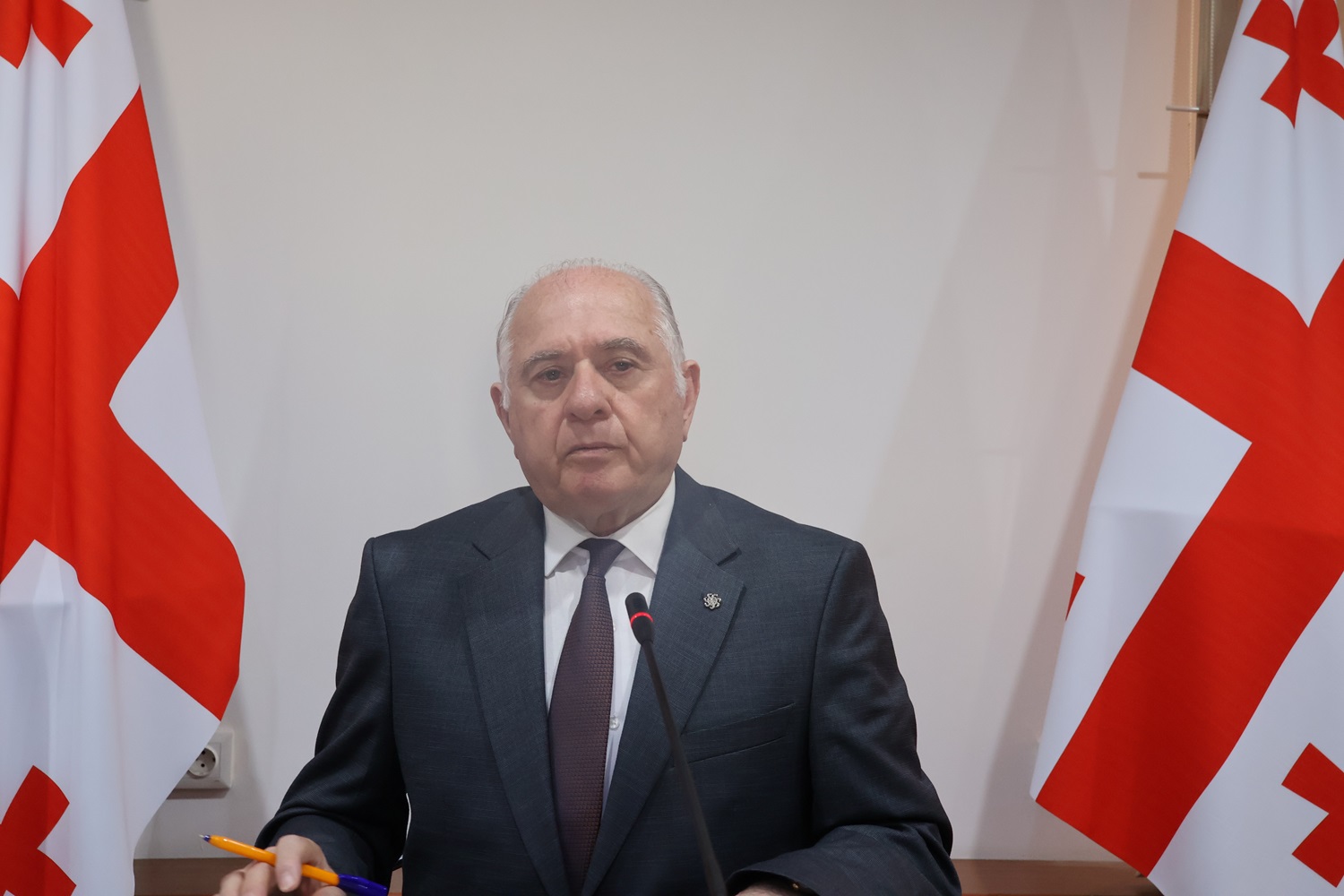 პრეზიდიუმისა და პლენარული სხდომები გაიმართა