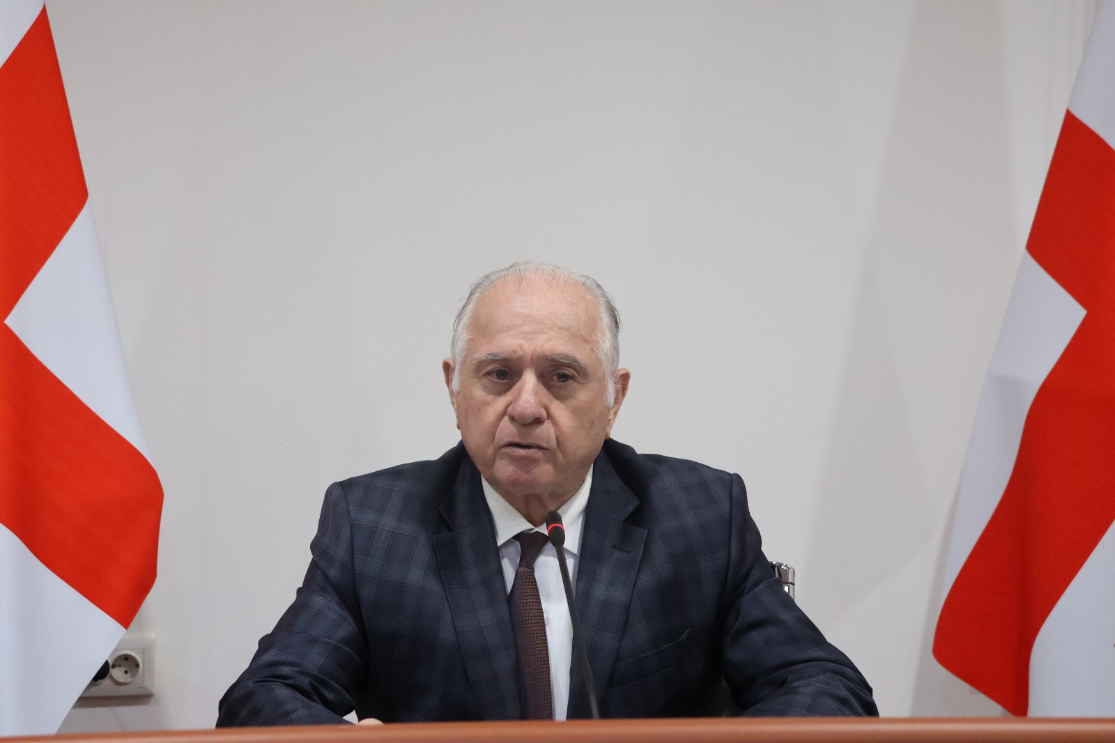 უმაღლესი საბჭოს პრეზიდიუმის სხდომა