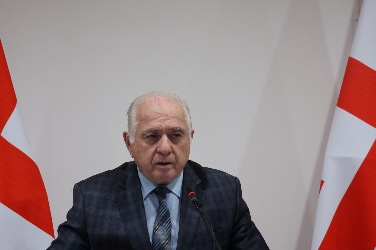 ვახტანგ ყოლბაია აფხაზეთის ავტონომიური რესპუბლიკის უმაღლესი საბჭოს თავმჯდომარის მოადგილედ აირჩიეს