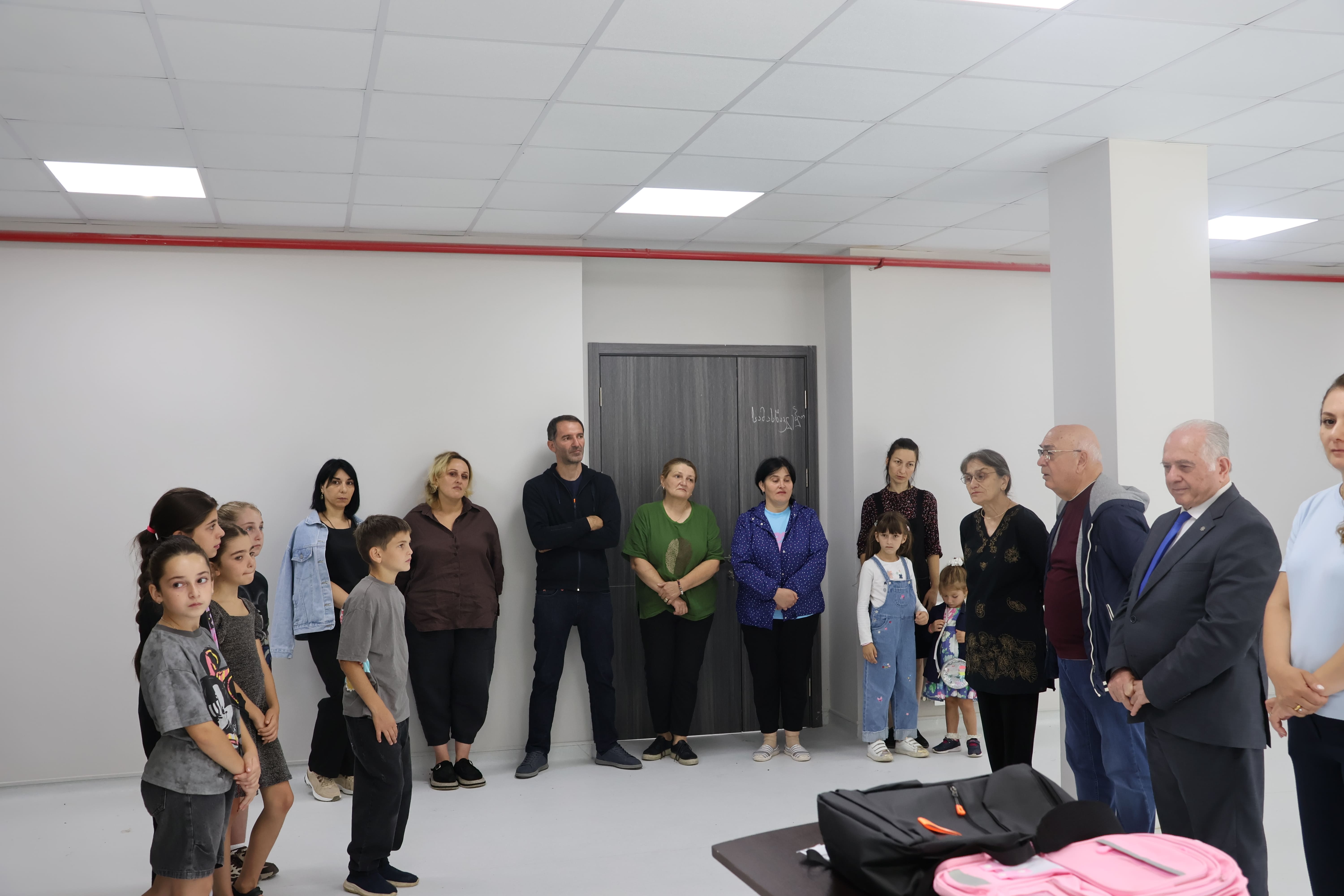 უმაღლესი საბჭოს წარმომადგენლები სამეგრელო-ზემო სვანეთის რეგიონში, ასევე ლენტეხისა და ცაგერის მუნიციპალიტეტებში განსახლებულ აფხაზეთიდან დევნილებს შეხვდნენ