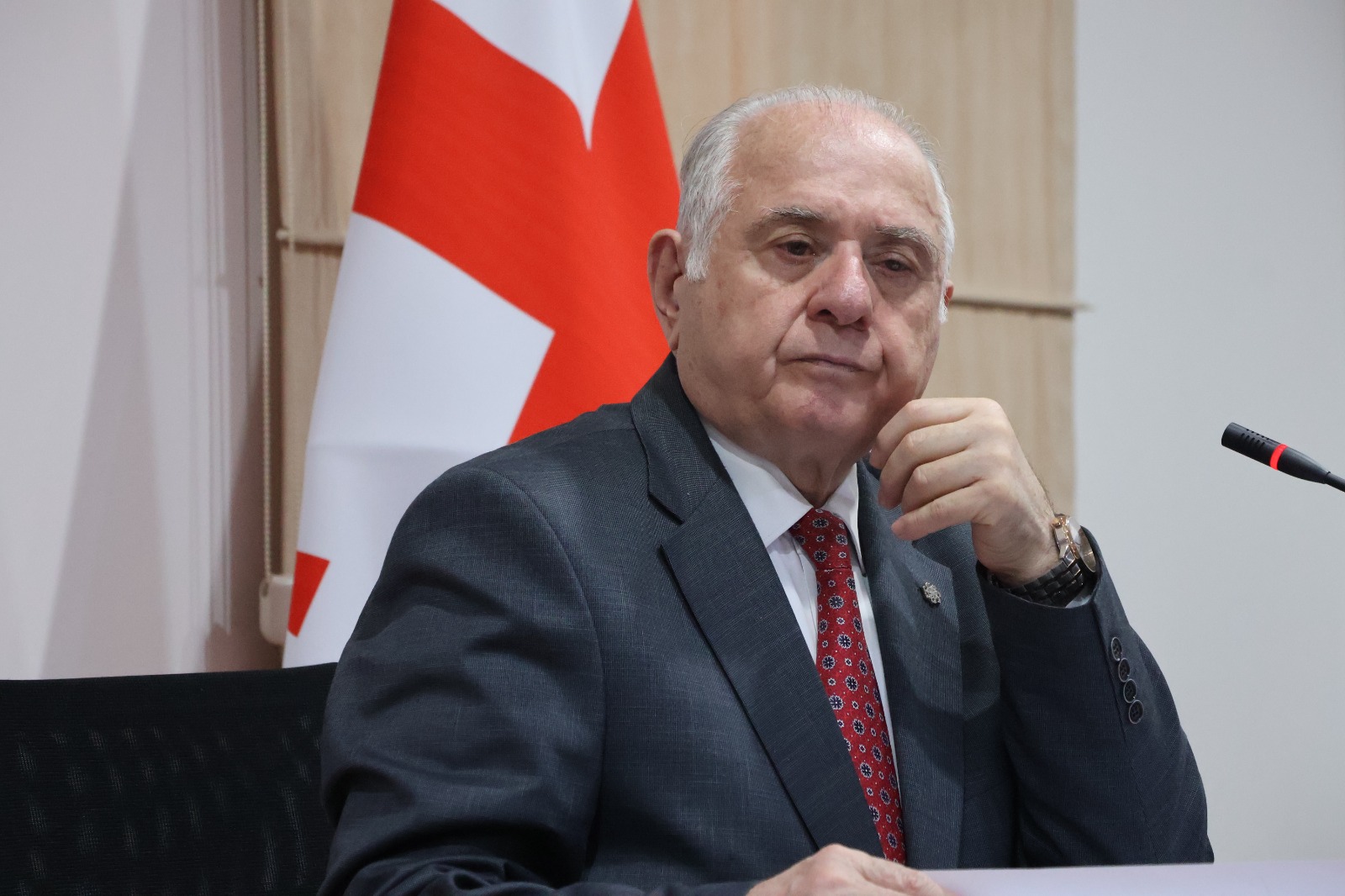 უმაღლესი საბჭოს პრეზიდიუმის სხდომა გაიმართა